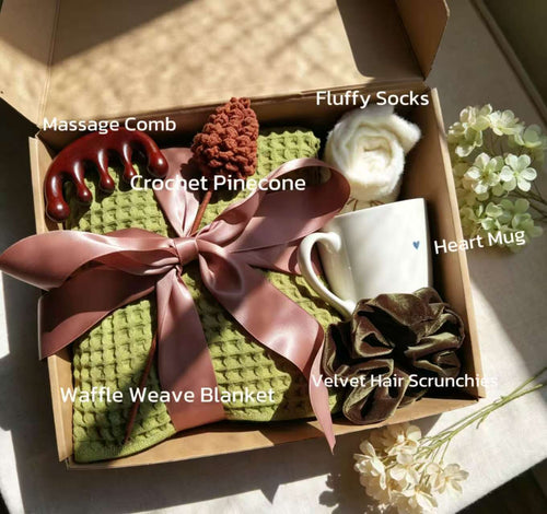 Crochet Pinecone Cosy Gift Box – Soft & Relaxing Self-Care Hamper｜Thoughtful Caring Gift for Her